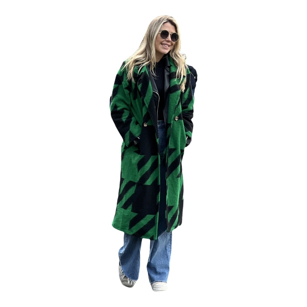 Parisian Elegance Unleashed: Green and Black Coat, Size M.